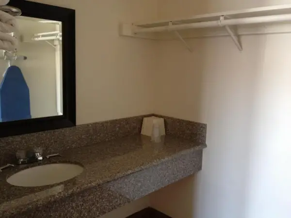 Colton Inn 10
