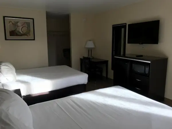 Colton Inn 5